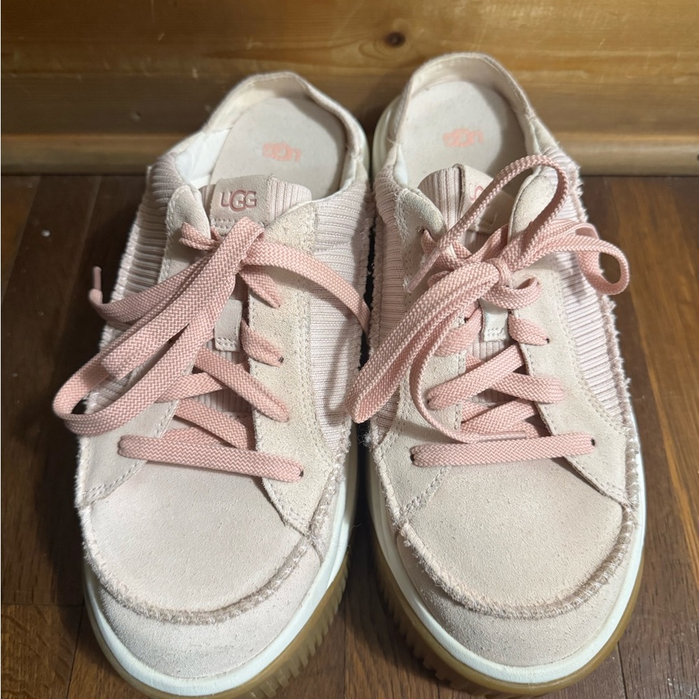 Women’s Ugg platform slippers brand new size 9.5 - Picture 5 of 6